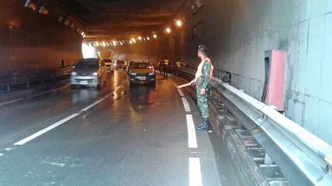 ท่วมกทม.! ‘ทหาร’ ช่วยดูแลการจราจร อุโมงค์ดินแดง