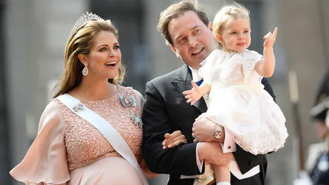 ปีติ! เจ้าหญิงมาเดอลีนแห่งสวีเดน ประสูติกาลพระโอรส