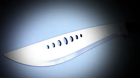 แค้น! น้องสาวถูกโจ๋เมียนมาขืนใจ ยกพวกรุมสกรัมกลางห้างดัง เมืองพัทยา