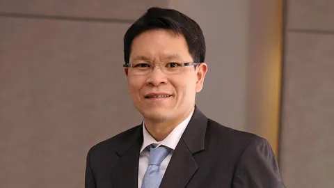 ชงแคนดิเดตผู้ว่าฯธปท. ให้ขุนคลังเลือก ชื่อ 'วิรไท' มาแรง