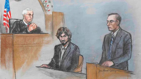 มือระเบิด 'บอสตันมาราธอน' ขอโทษครั้งแรก ก่อนศาลตัดสินประหารชีวิต