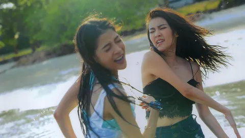 แค้นจัด! ‘กิ๊บซี่’ ตบล้างน้ำเพื่อนทรยศ