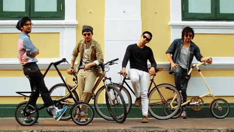 'ซีซันไฟฟ์' ปั่นจักรยานท้าแดด เที่ยวรอบเกาะรัตนโกสินทร์