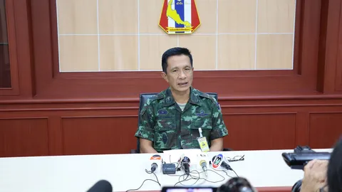 หมอกควันปกคลุมใต้ตอนล่าง ผลพวงภูเขาไฟ 'ซินาบุง' ปะทุ