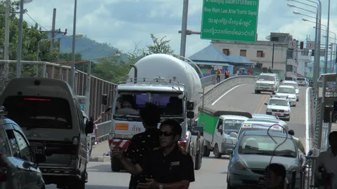 นายอำเภอเมียนมา ฉุน! ไทยไม่ให้เกียรติ ไม่ส่งจนท.มารับรถแก๊สคืน