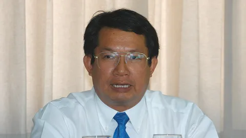 อาชีวะรัฐ-เอกชน ไม่ทิ้งเครื่องแบบ