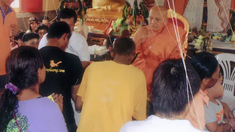 โอกาสสุดท้าย...สลายปีชง หลวงปู่น่วม...จัดเป่ายันต์สีวลี