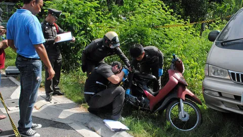 คุม 2 ผู้ต้องสงสัยฆ่าเสี่ยสมยศ ตรวจดีเอ็นเอ เทียบจยย.จอดทิ้งย่านรามฯ