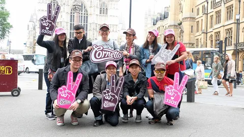 ‘ครูลูกกอล์ฟ’ นำทีมบุกลอนดอนทริปลุ้นสุดมันส์ กรี๊ดสลบ ‘5SOS’