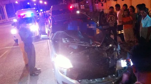 ตีนผียังสยอง! ชนคนตายศพติดไปด้วย ต้องทิ้งรถเผ่น