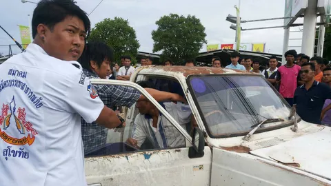 หนุ่มใหญ่เมาซิ่งปิกอัพชนครูสาวดับกลางเมืองสุโขทัย