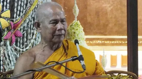 สุดเศร้า เจ้าอาวาสวัด ย่านปทุมฯ มรณภาพ ขณะเทศน์ให้พรญาติโยม