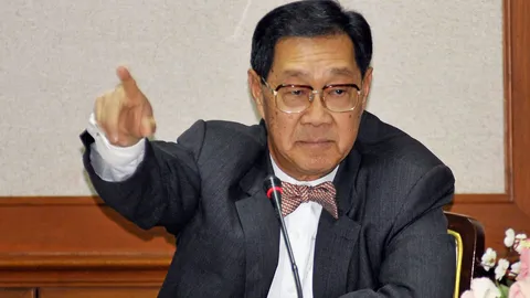 สั่ง “หม่อมอุ๋ย” ลุยงานกู้หน้า ครม.!