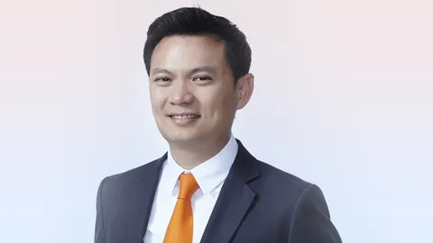  เปิดใจ! พี่เอ้ อธิการ สจล. สุดหล่อ 'ตีเนียน' ปลอมตัวเป็นนักศึกษาเพราะ...?  