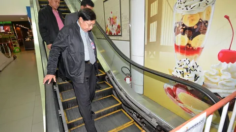 สคบ.ชี้ เหรียญตกลงช่อง อาจเป็นสาเหตุ ทำบันไดเลื่อนห้างดังพัง