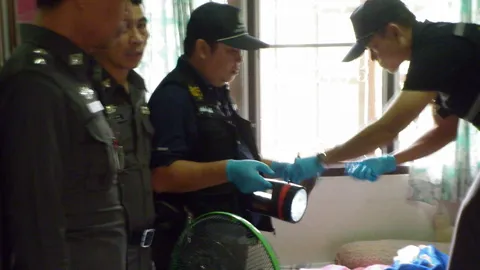 เครียดจัด! นิติกรหนุ่มเมืองรถม้า ยิงกรอกปากดับ