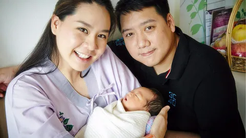 'นุ้ย-ปอนด์' ได้ลูกสาวคนแรก คลอดก่อนฤกษ์ พระเปลี่ยนชื่อให้