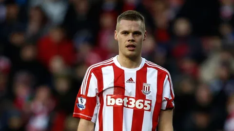 หม้อเซ็ง ! 'ชอว์ครอส' ขึ้นเขียงผ่าตัด พักยาว 2 เดือน