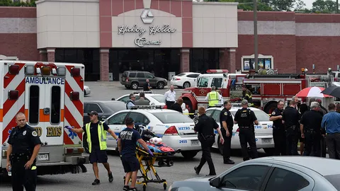 มะกันวิสามัญคนร้ายป่วนโรงหนัง