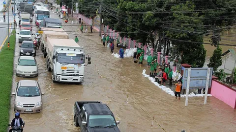 วิกฤติน้ำ58!น้ำป่าถล่มเชียงราย-แม่โขงล้นตลิ่ง 9จว.ฝนหนัก