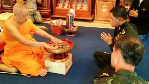 รับไปแล้ววัตถุมงคล สร้างขวัญทหารใต้