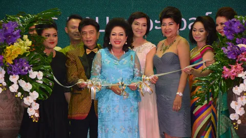 เศรษฐีโคราช แห่ประมูลเครื่องเพชรการกุศล ช่วยเหลือผู้ป่วย