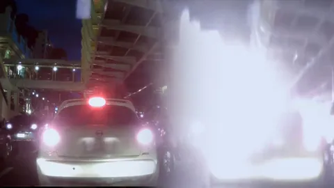 ระทึก! เผยคลิปจากกล้องหน้ารถ ระเบิดราชประสงค์ คนกรุงแตกตื่น