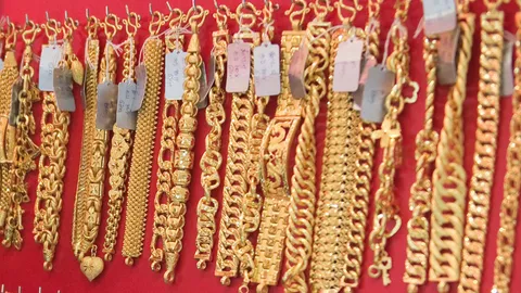 บึมราชประสงค์ กระทบตลาดทองระยะสั้น เจอบาทอ่อน ฉุดราคาพุ่ง!