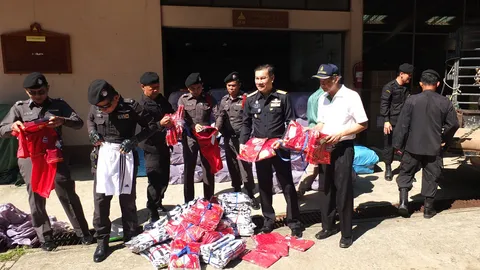 สระแก้ว-จับสินค้าละเมิดลิขสิทธิ์ มูลค่ากว่า 1 ล้านบาท บริเวณชายแดนไทย-เขมร