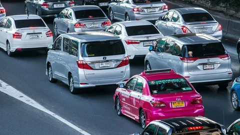 จราจร กทม.เย็นนี้แนะเลี่ยง 'ราชปรารภ-แจ้งวัฒนะ' นิ่งสนิทศิษย์ส่ายหน้า 