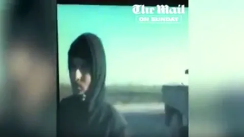 'ญิฮาด จอห์น' เปิดหน้าครั้งแรก ลั่นจะกลับไปฆ่าคนในUK (ชมคลิป)