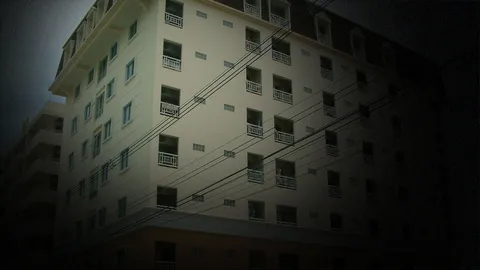 ม.ร. จัดเสวนาให้ความรู้ 'พ.ร.บ. หอพักใหม่' วันที่ 9 ก.ย. 58