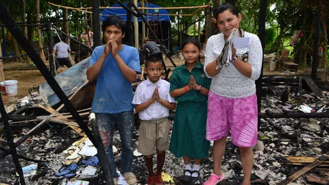 ชาวบ้านเชียงใหม่ ร้องสื่อ ช่วยเหลือครอบครัวชาวไทยใหญ่ถูกเพลิงไหม้