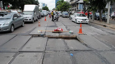 เผย 3 สาเหตุพื้นถนนยุบตัว ย้ายท่อ, ท่อระบายน้ำทรุด, ประปารั่ว-กทม.ยันเร่งทยอยซ่อม