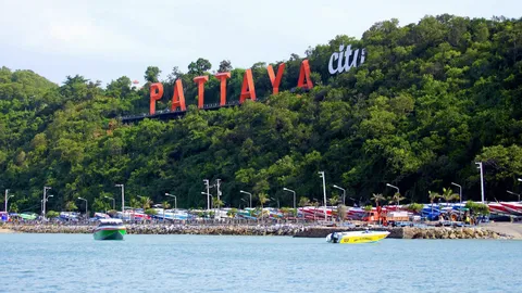 สอบเครียด 2 สาวจีน! อ้างถูกล่วงละเมิดทางเพศบนเกาะล้าน 