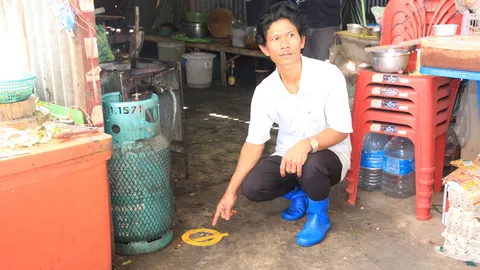 ผวา! กระสุนปริศนาตกใส่แขนคาบ้าน โชคดีแค่ถลอก