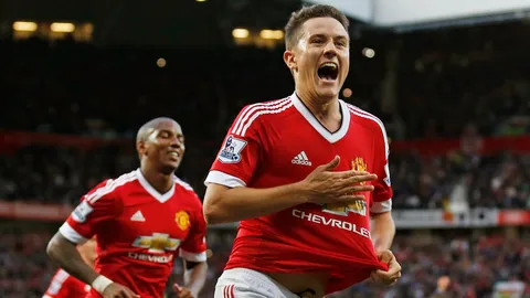 เรียงหน้ายิง! 'ผี' เปิดบ้านอัด 'หงส์' 3-1 ศึกแดงเดือด