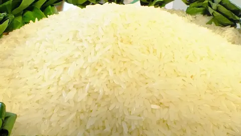 ระวัง ข้าวสารปลอม! หุงไม่สุก-กลิ่นเหมือนพลาสติก พบเร่ขายที่อุดรฯ 