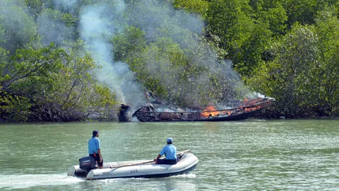 ระทึก! เรือสปีดโบ๊ตระเบิดสนั่น สูญ 1.5 ล. สาหัส 1 เจ็บ 4 ภูเก็ต