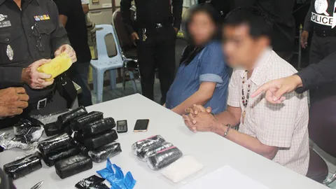 รวบผัวอดีตขี้คุกพร้อมเมียท้องแก่เมืองเพชร ขนไอซ์-ยาบ้า ค่า 11 ล้าน