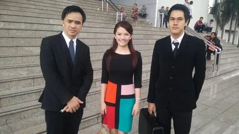 หมอแอร์ -ไฮโซตั๋ม ปะทะนอกรอบคดีหมิ่น หวิดวิวาท กลางห้องพิจารณา