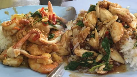 ชาวเน็ตบุกพิสูจน์! ผัดกะเพรารวมมิตร 150 ยกนิ้วให้ผ่านคุ้มค่าเงิน