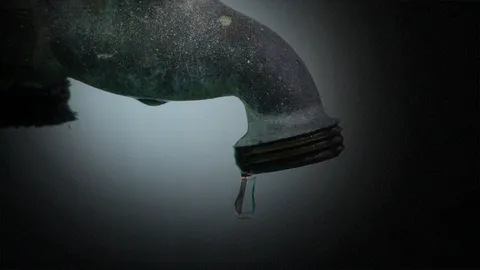 พรานนก, อิสรภาพน้ำไม่ไหล ซ่อมท่อประธานซอย สน.บางกอกน้อย, 3 ทุ่มคืนเสาร์ถึงตี 5