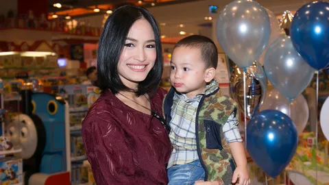 พลอย เบื่อตอบเรื่อง ปีเตอร์ ถ้าเห็นโพสต์ไอจีพร้อมหน้า นั่นคือกลับบ้านแล้ว