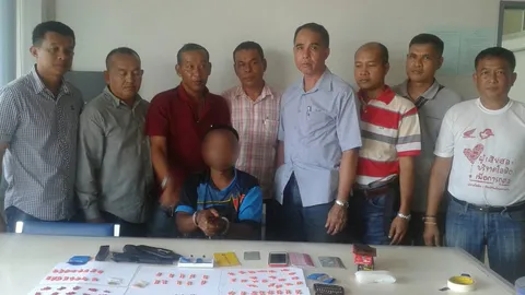 ตร.เมืองคอน รวบ 'กี้ ลานสกา' เครือข่ายยาบ้าเรือนจำ ยึด 1000 เม็ด