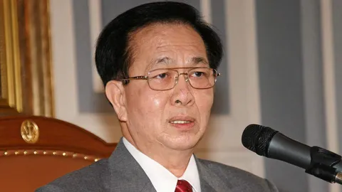 'หัสวุฒิ' จ่อถวายฎีกา ขอความเป็นธรรมถูกปลด