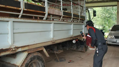 ยังลอยนวล! โจรลักแบตเตอรีรถที่ตรัง ดอดถอดอีก2ลูกในว.เทคนิค  