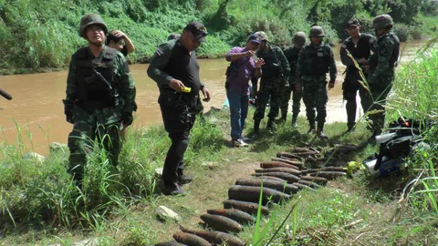 เจอเพียบ ลูกปืนใหญ่-หัวระเบิด! ไม่รู้ของใคร ทิ้งลงแม่น้ำป่าสัก 