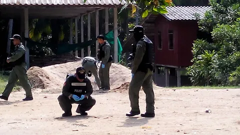 ลอบบึมทหารนาวิกโยธิน ชุดลาดตระเวนที่บาเจาะ 2 จุด โชคดีไร้เจ็บ