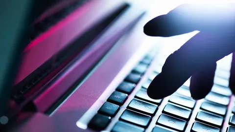 ตร.แจ้งข้อหา สองสาวซิ่ง จยย. ชนด่าน สน.บางนา